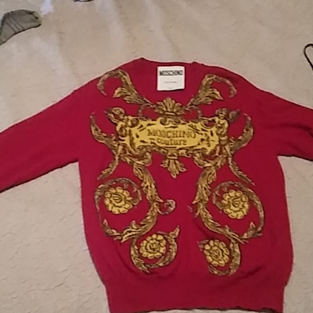 Moschino sweater